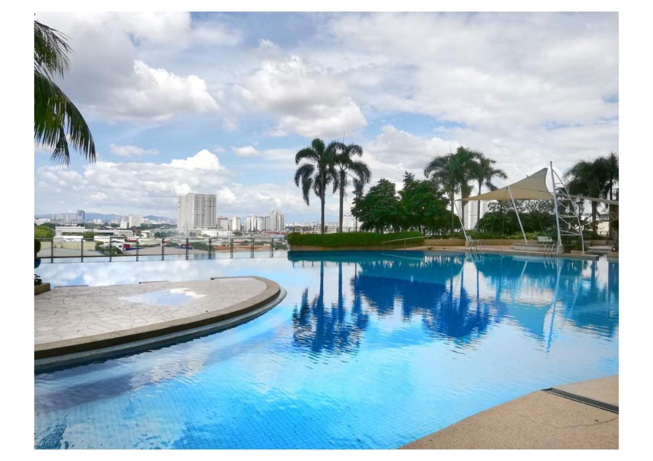 Subang City Residence, 8-9 Pax With Balcony, Walking Distance To Summit, 5Min To Sunway ซูบังจายา ภายนอก รูปภาพ